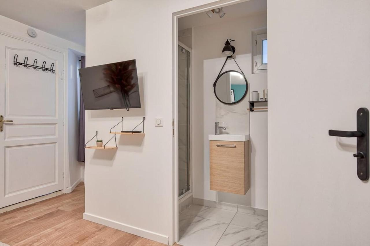 Апартаменты Cozy Studio At Republique - 2P Париж Экстерьер фото